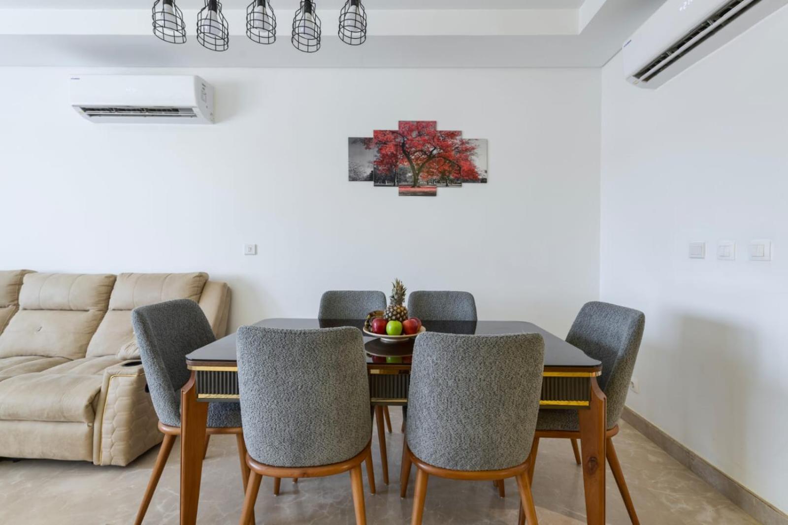 Carrara White 3br W/garden View And Pool * Cairo
