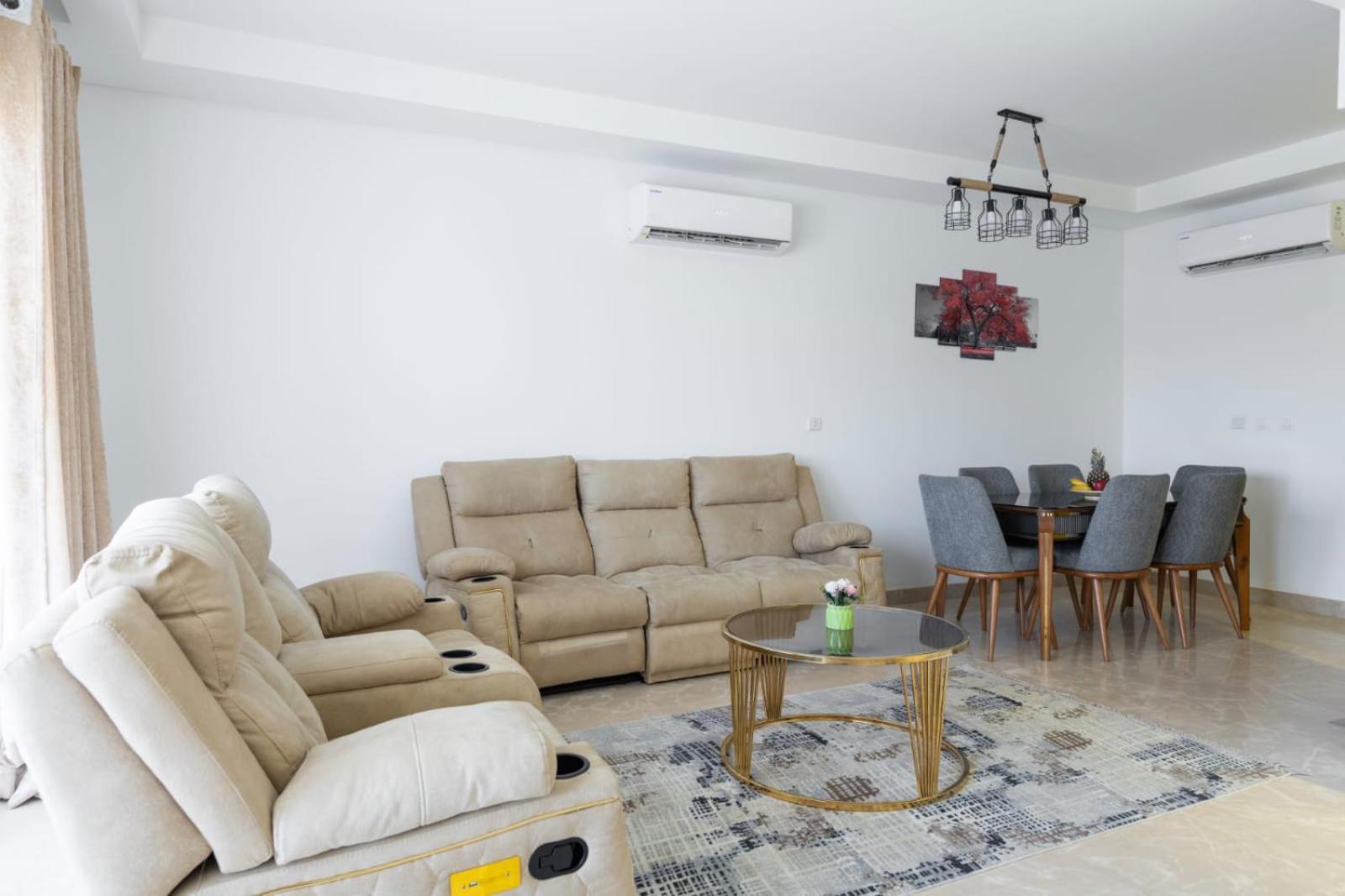 Carrara White 3br W/garden View And Pool Apartment *