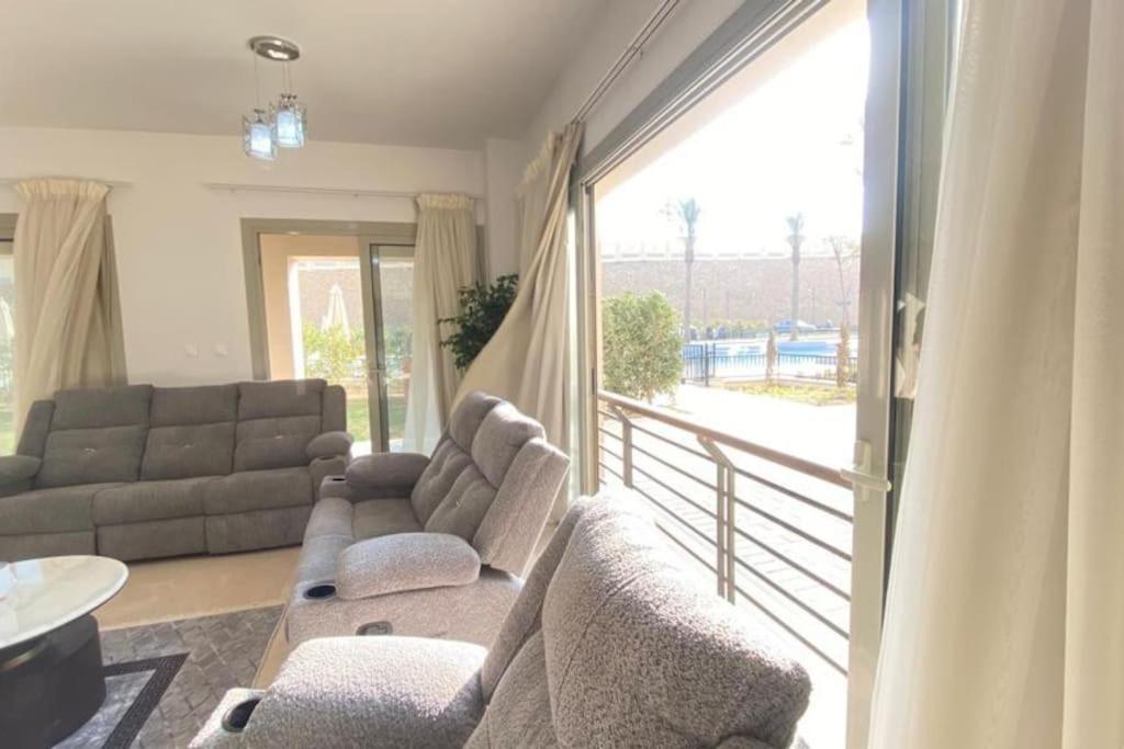 Carrara White 3br W/garden View And Pool Cairo