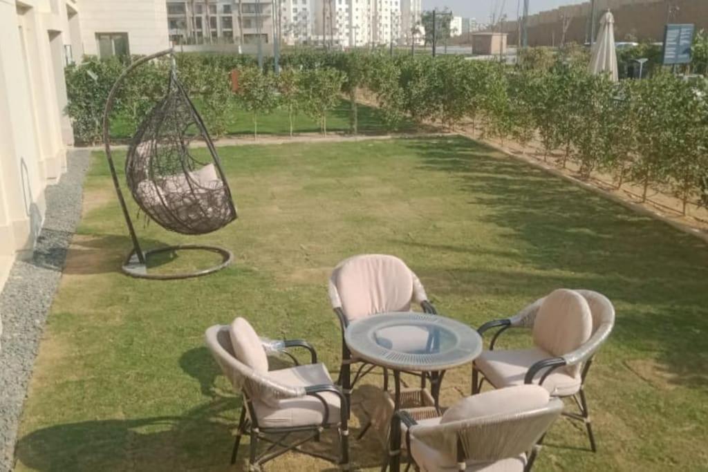 Carrara White 3br W/garden View And Pool * Cairo