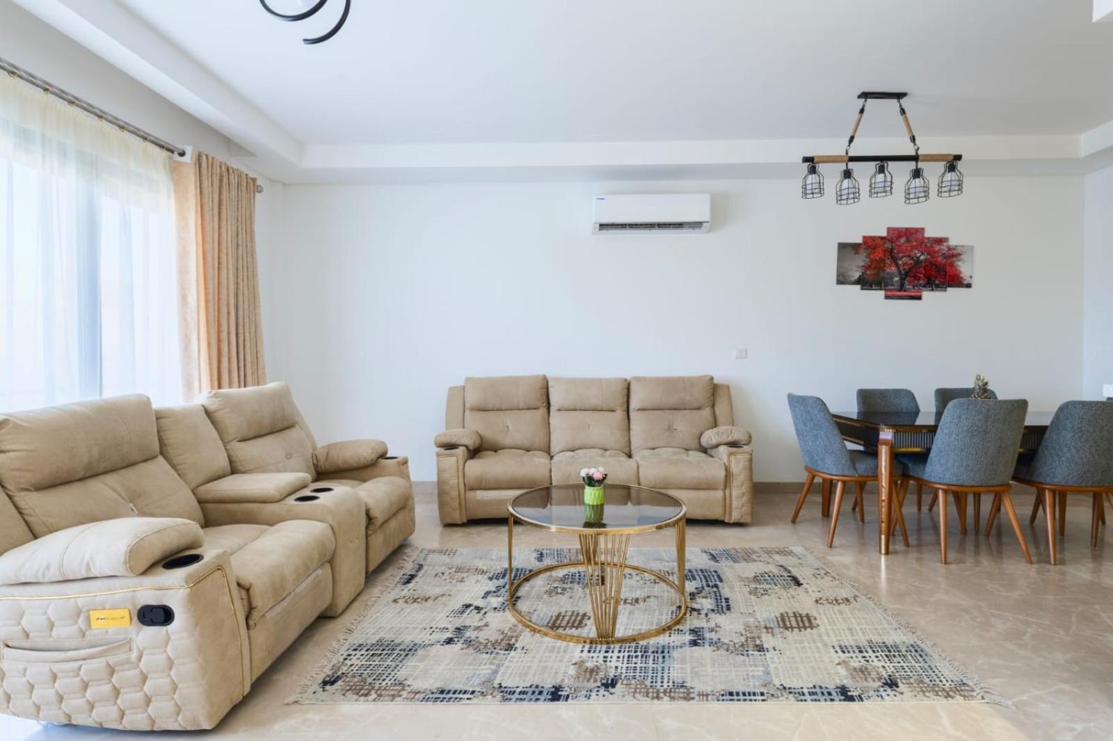 Carrara White 3br W/garden View And Pool Apartment *