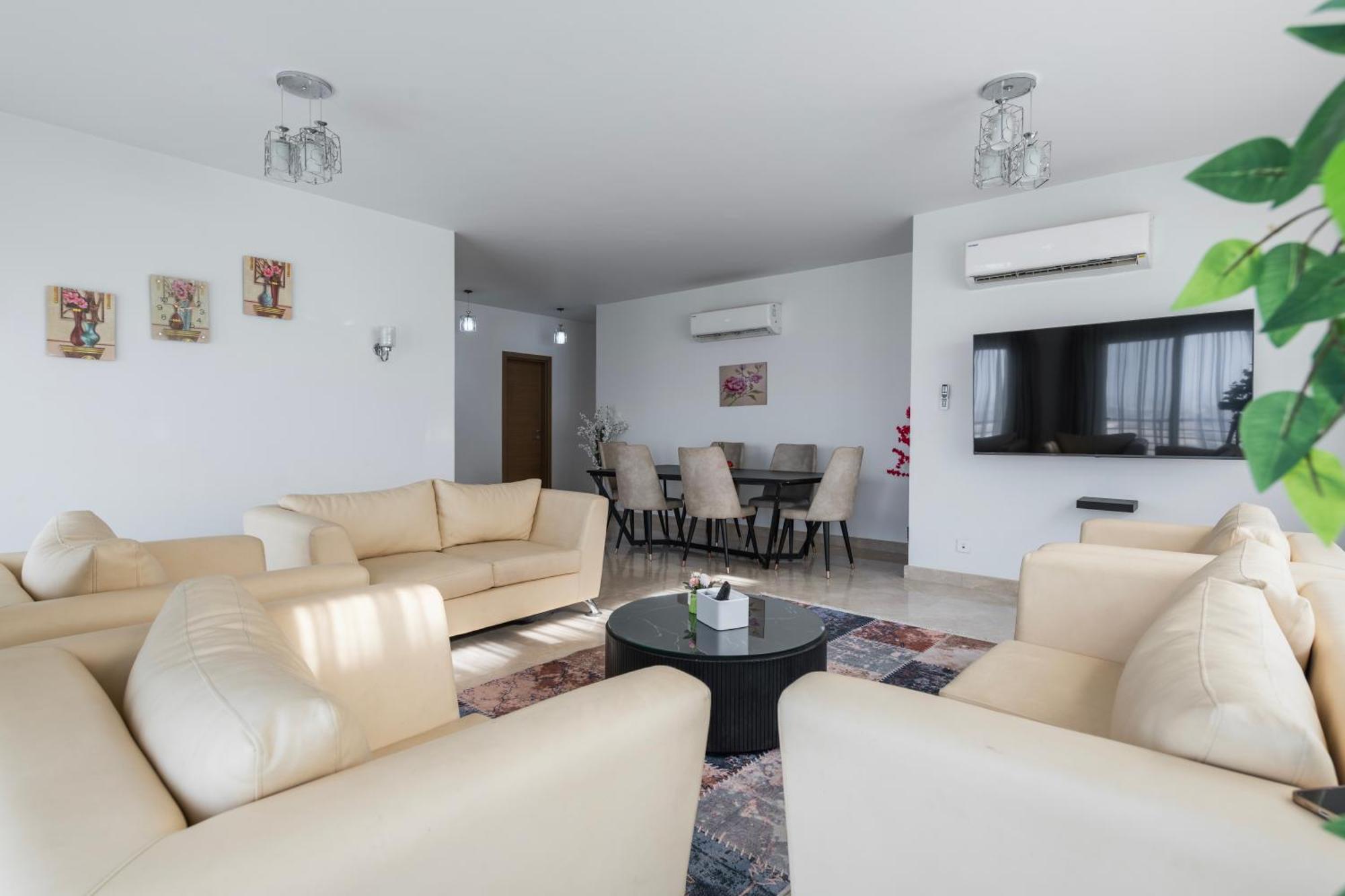 Carrara White 3br W/garden View And Pool Cairo